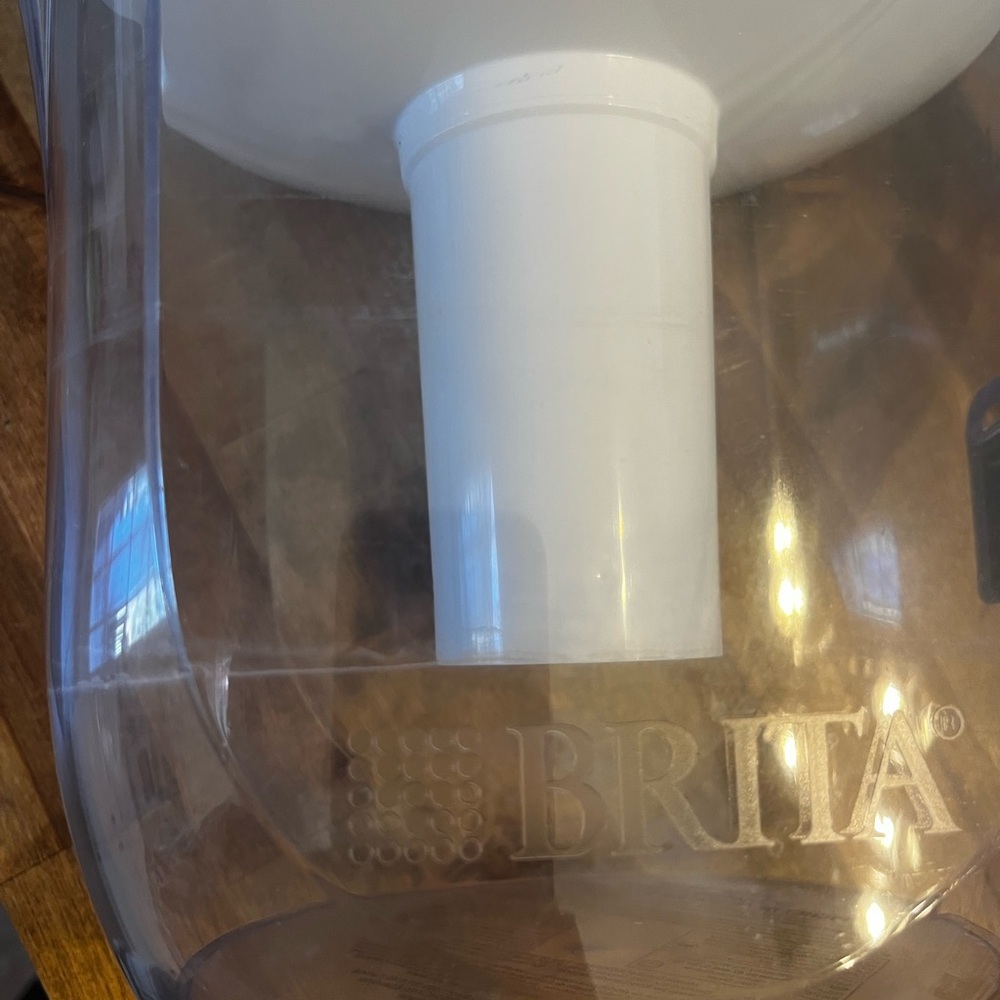 Brita White Water Filter Pitcher - Picture 5 of 7